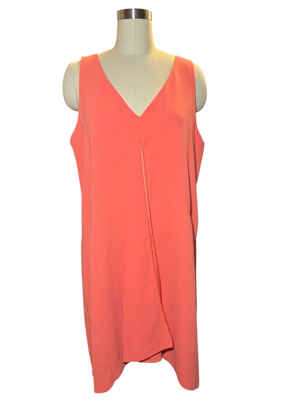 Trina Turk Coral Sleeveless V-Neck Shift Dress Size L - Picture 2 of 4